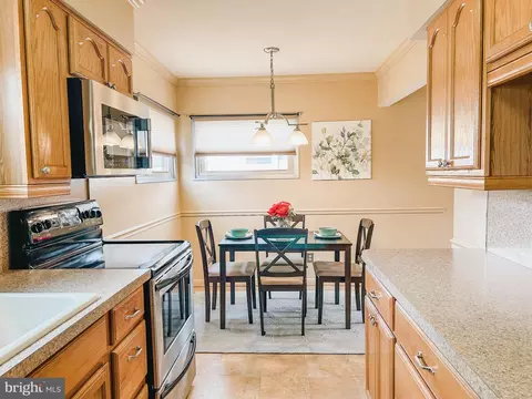 8 Pearson Dr, Newark, DE 19713 photo 12