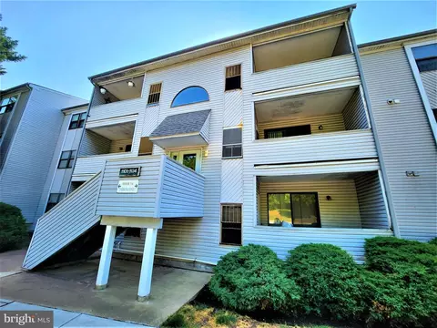 1122 Governor House Cir #1122, Wilmington, DE 19809
