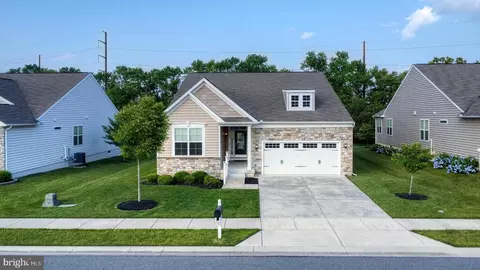 209 Silky Dogwood Ln, Middletown, DE 19709
