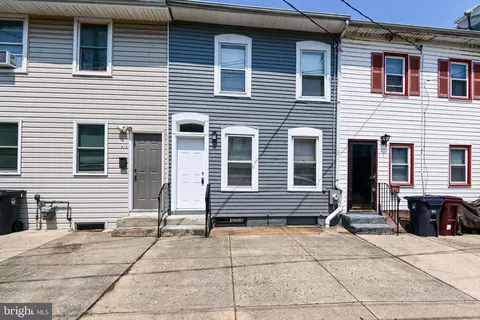 411 S Claymont St, Wilmington, DE 19801
