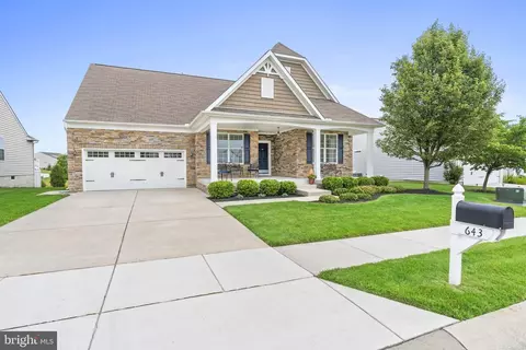 643 Red Maple Rd, Middletown, DE 19709