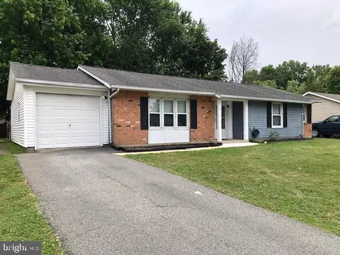 5 Queens Way, Newark, DE 19713 photo 2
