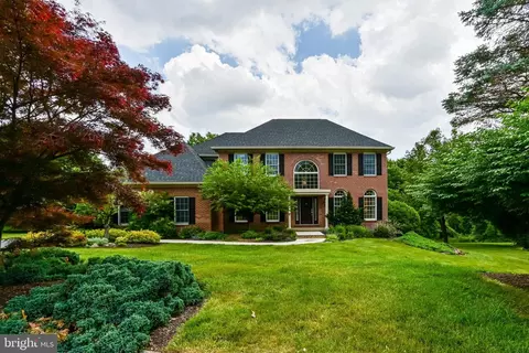 503 Ridgeview Dr, Hockessin, DE 19707