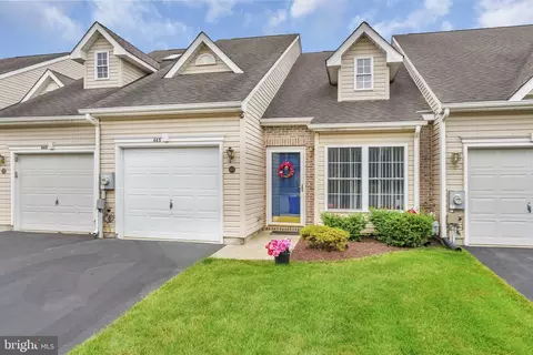 465 Sweetman Dr, Bear, DE 19701