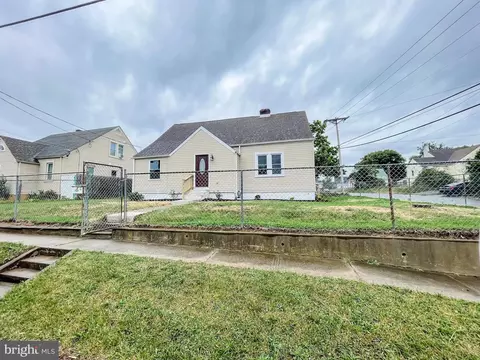 328 Mansion Rd, Wilmington, DE 19804