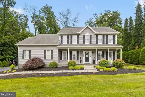 613 Greenbank Rd, Wilmington, DE 19808