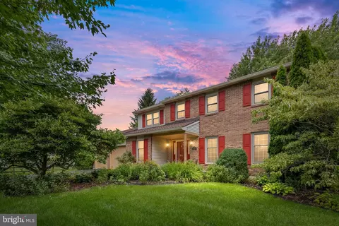 503 Penn Manor Dr, Newark, DE 19711