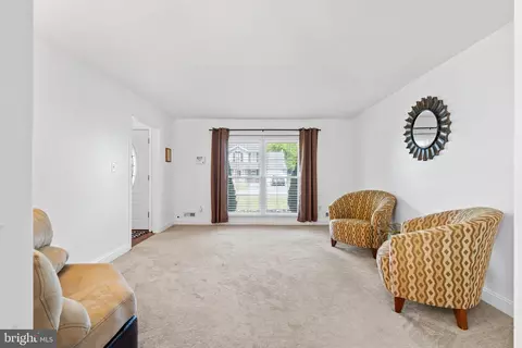 112 Milano Dr, Bear, DE 19701 photo 6