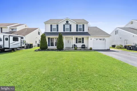 112 Milano Dr, Bear, DE 19701