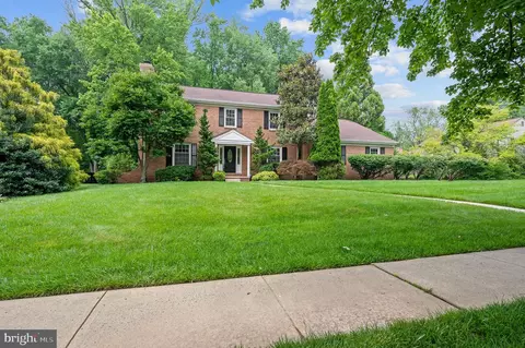703 Mount Lebanon Rd, Wilmington, DE 19803