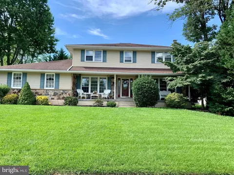 107 Weldin Park Dr, Wilmington, DE 19803