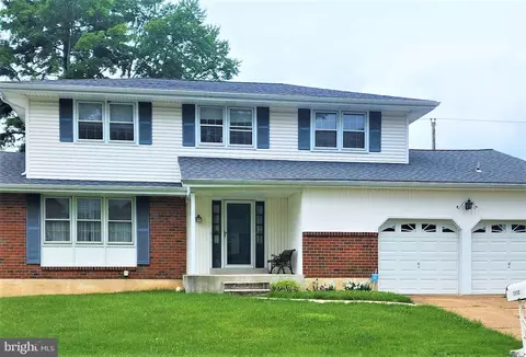 1112 S Dolton Ct, Wilmington, DE 19810