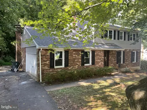 260 W Chestnut Hill Rd, Newark, DE 19713 photo 2