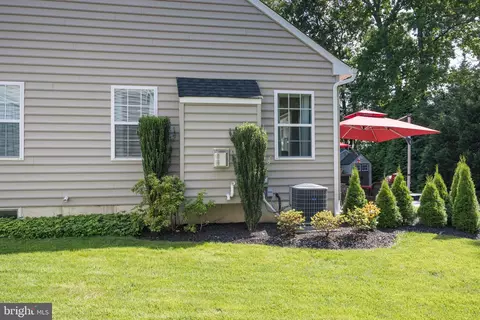 429 Bergenia Loop, Bear, DE 19701 photo 10