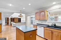 203 W Moyer Dr, Bear, DE 19701 photo 10
