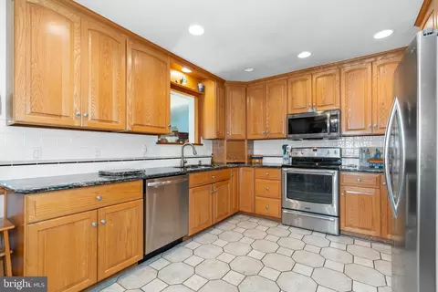 14 Lauren Dr, Bear, DE 19701 photo 12
