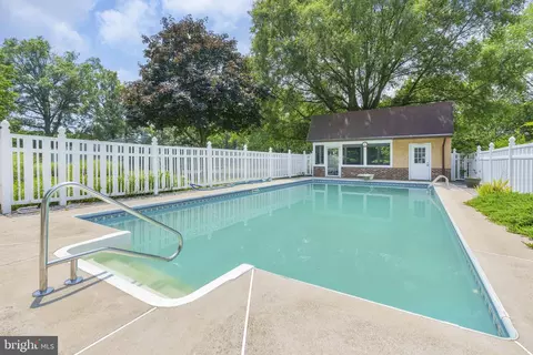 14 Lauren Dr, Bear, DE 19701 photo 3
