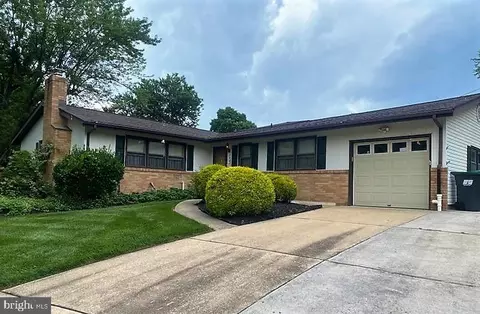2700 E Riding Dr, Wilmington, DE 19808