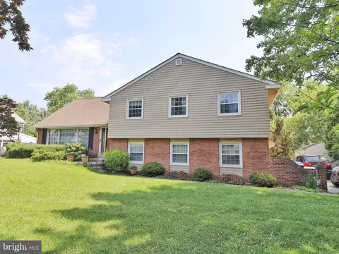 11 Clermont Rd, Wilmington, DE 19803