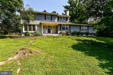 8 Canter Cir, Newark, DE 19711 photo 5