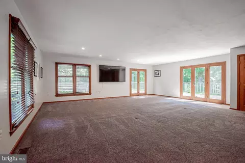 8 Canter Cir, Newark, DE 19711 photo 23