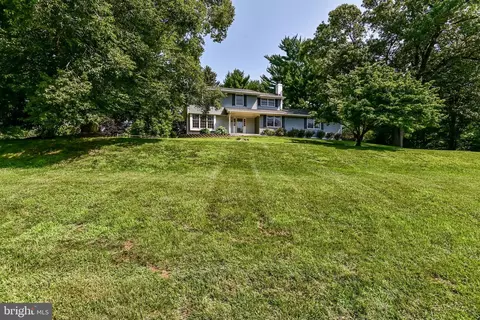 8 Canter Cir, Newark, DE 19711 photo 3