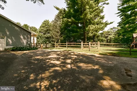 8 Canter Cir, Newark, DE 19711 photo 73