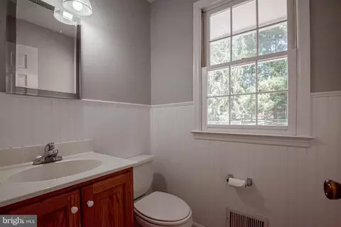 8 Canter Cir, Newark, DE 19711 photo 36