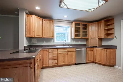 8 Canter Cir, Newark, DE 19711 photo 31