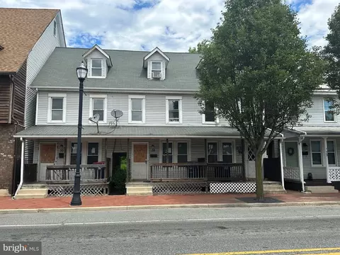 33 E 35 E 37 E Main St, Middletown, DE 19709