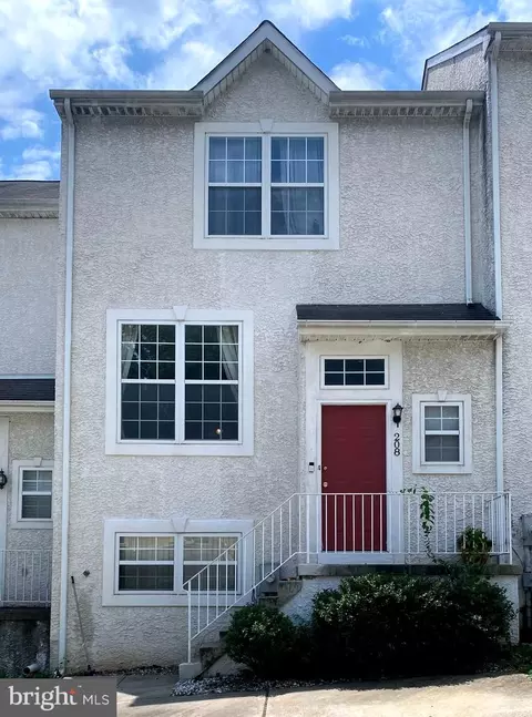 208 S Thomas Ln, Newark, DE 19711