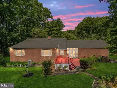 138 Countryside Ln, Bear, DE 19701 photo 2