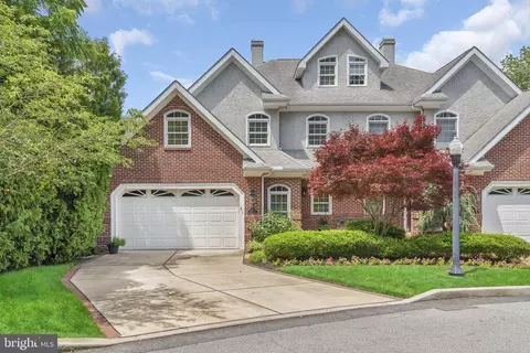 58 Hill Rd, Wilmington, DE 19806