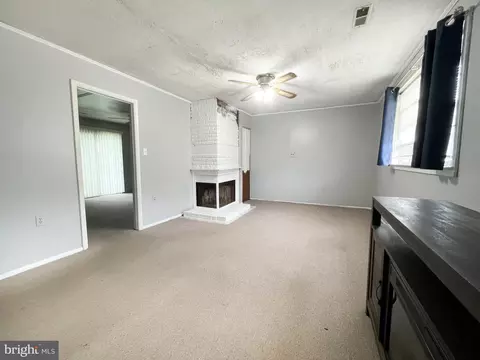 19 Bach Dr, Newark, DE 19702 photo 6