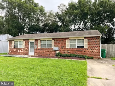 19 Bach Dr, Newark, DE 19702 photo 2