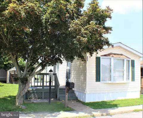 803 Berry Rd, Wilmington, DE 19810