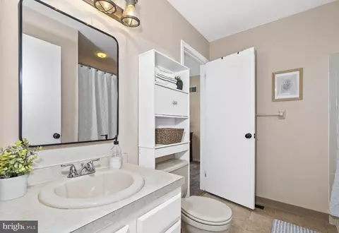1004 San Remo Ct, Bear, DE 19701 photo 19