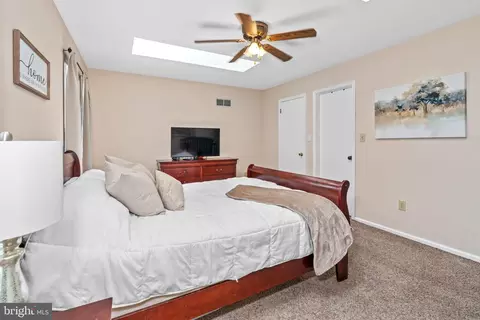 1004 San Remo Ct, Bear, DE 19701 photo 17