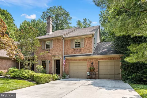 1010 Warwick Ln, Wilmington, DE 19807