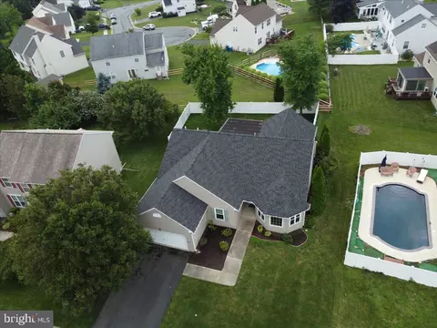 258 E Flagstone Dr, Newark, DE 19702 photo 34