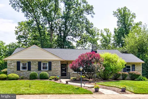4004 Byron Rd, Wilmington, DE 19802