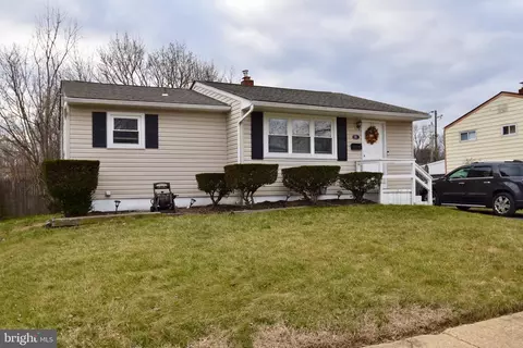 21 W Balbach Ave, New Castle, DE 19720