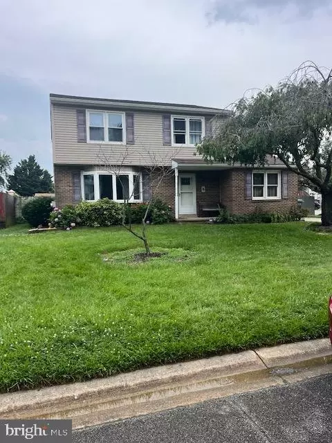 2 Galen Ct, Bear, DE 19701