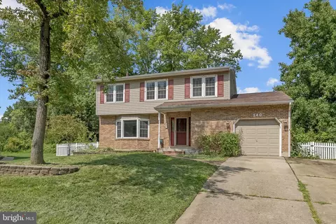 140 Pawnee Ct, Newark, DE 19702