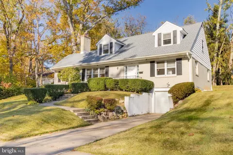 504 Windsor Dr, Newark, DE 19711 photo 2