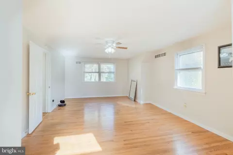 504 Windsor Dr, Newark, DE 19711 photo 25