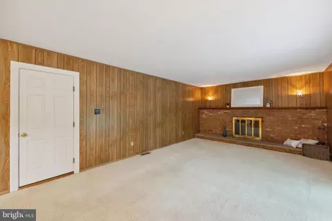 29 Blue Jay Dr, Newark, DE 19713 photo 18