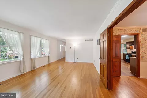 29 Blue Jay Dr, Newark, DE 19713 photo 10
