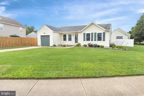 7 Dasher Ave, Bear, DE 19701 photo 3