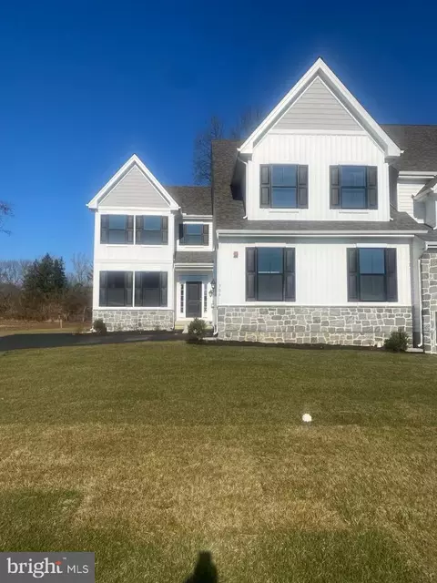 201 Leahy Dr, Newark, DE 19711